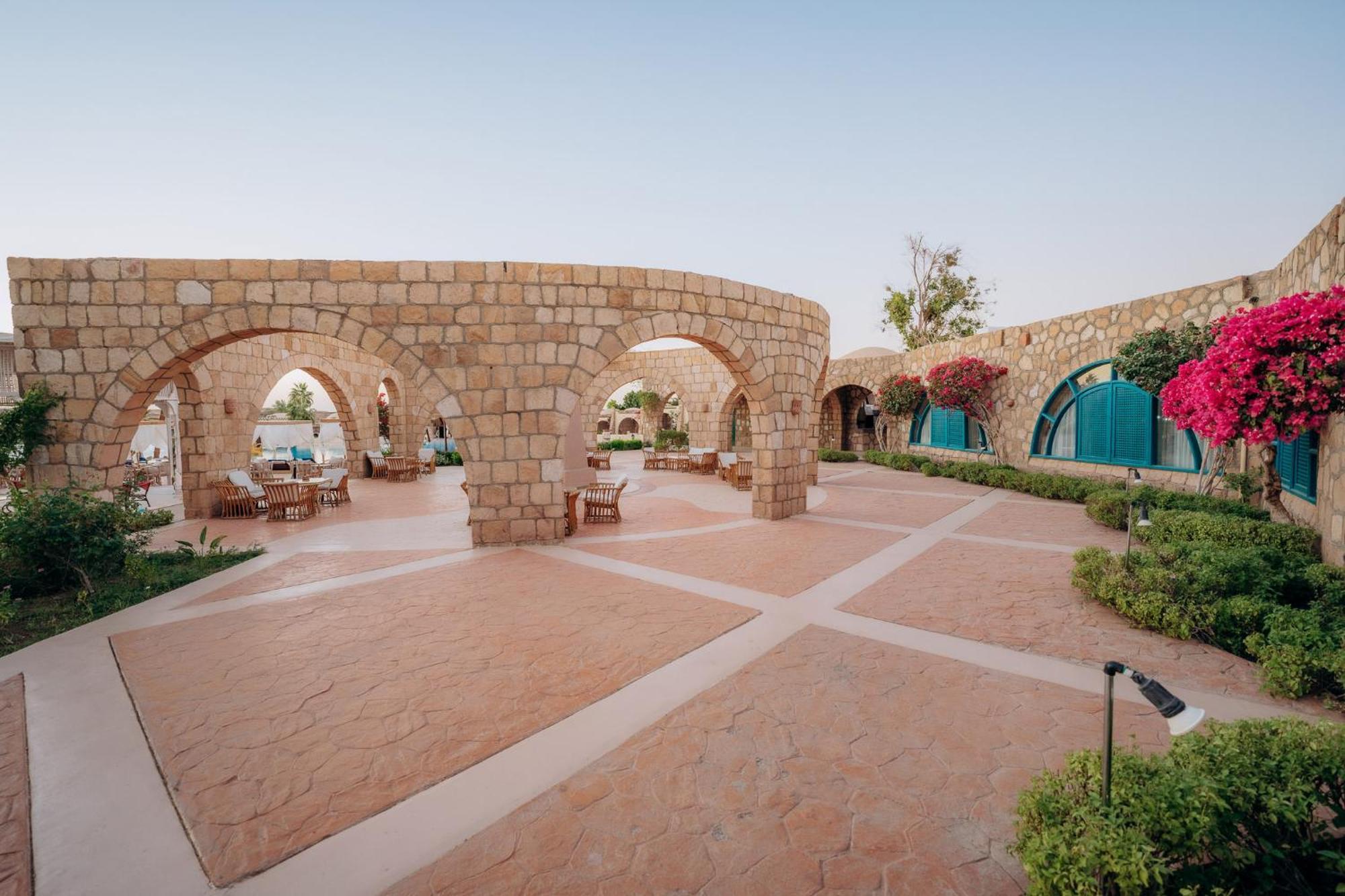 Seti Abu Simbel Lake Resort Kültér fotó